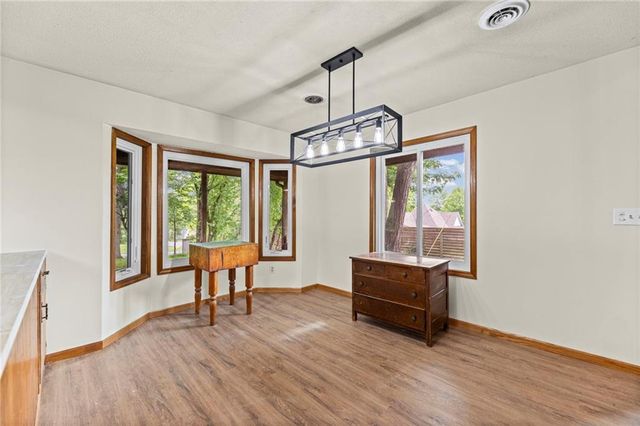 301 SW 13th Street, Oak Grove, MO 64075
