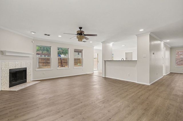 4800 Sleepy Ridge Circle, Fort Worth, TX 76133