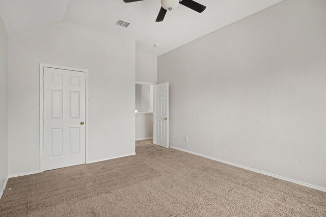 4800 Sleepy Ridge Circle, Fort Worth, TX 76133