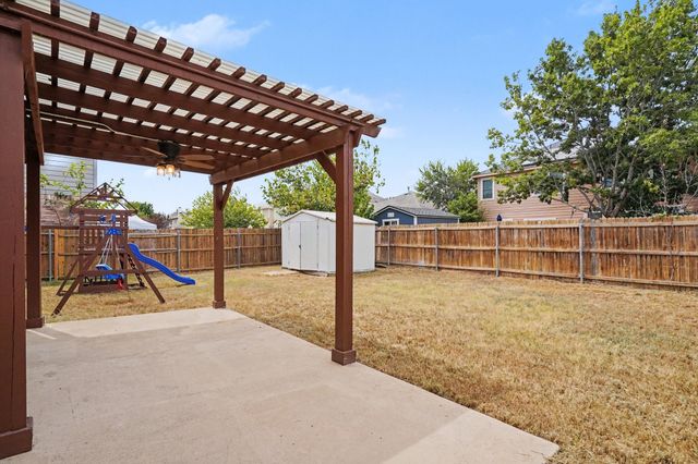 4800 Sleepy Ridge Circle, Fort Worth, TX 76133