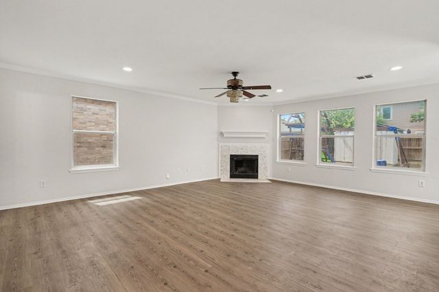 4800 Sleepy Ridge Circle, Fort Worth, TX 76133
