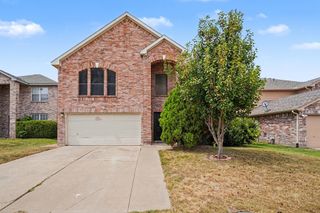 4800 Sleepy Ridge Circle, Fort Worth, TX 76133