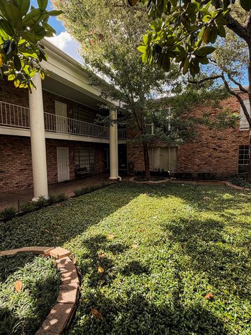 2201 Fountain View Drive 20, Houston, TX 77057
