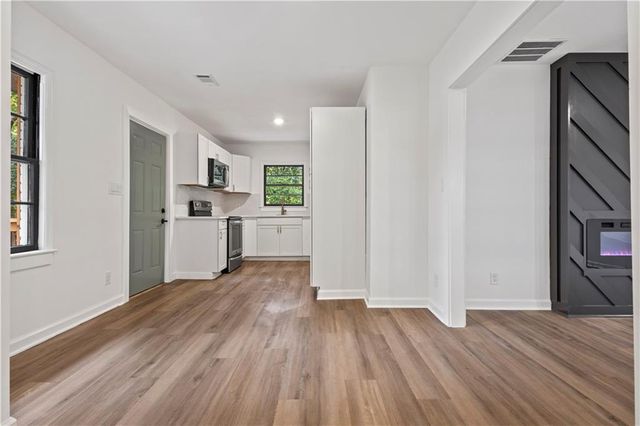 4376 Old Jonesboro Road, Forest Park, GA 30297