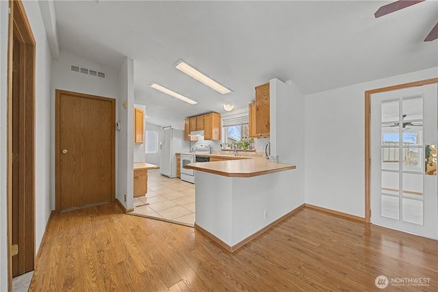 2392 Cherry Blossom Drive, Ephrata, WA 98823