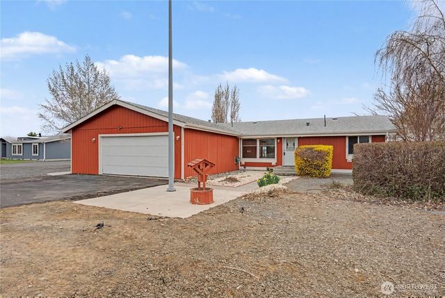 2392 Cherry Blossom Drive, Ephrata, WA 98823