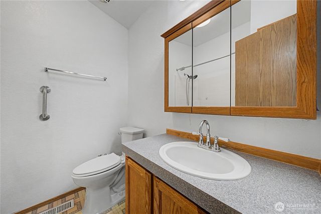 2392 Cherry Blossom Drive, Ephrata, WA 98823