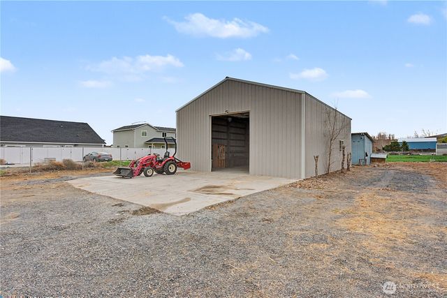 2392 Cherry Blossom Drive, Ephrata, WA 98823
