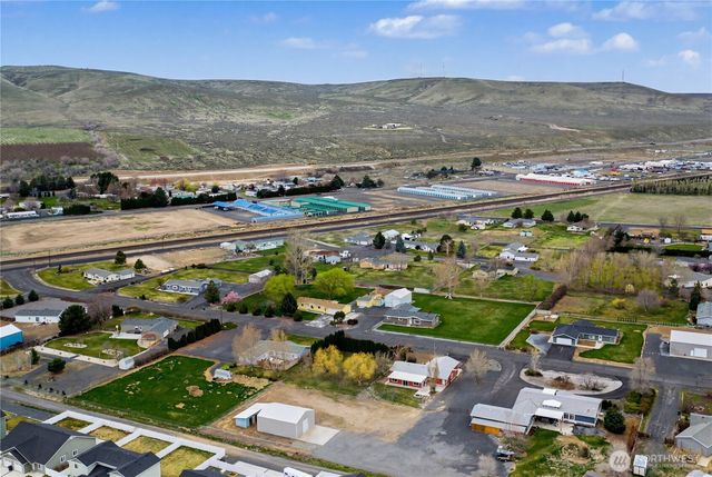 2392 Cherry Blossom Drive, Ephrata, WA 98823