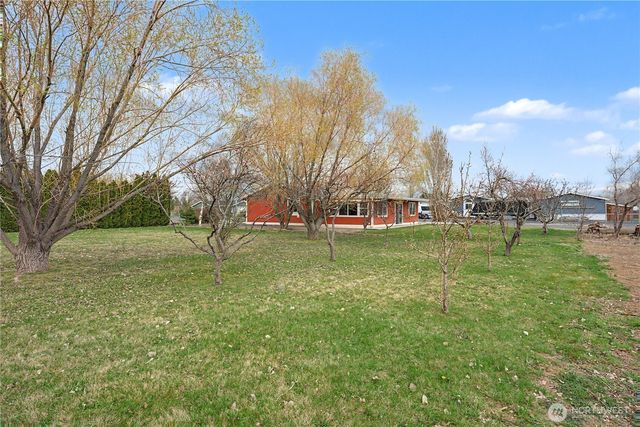 2392 Cherry Blossom Drive, Ephrata, WA 98823