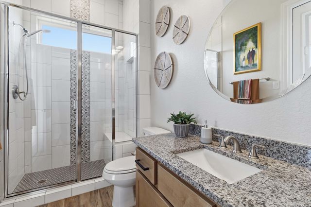 104 SPIKE RUSH LN, Boerne, TX 78006