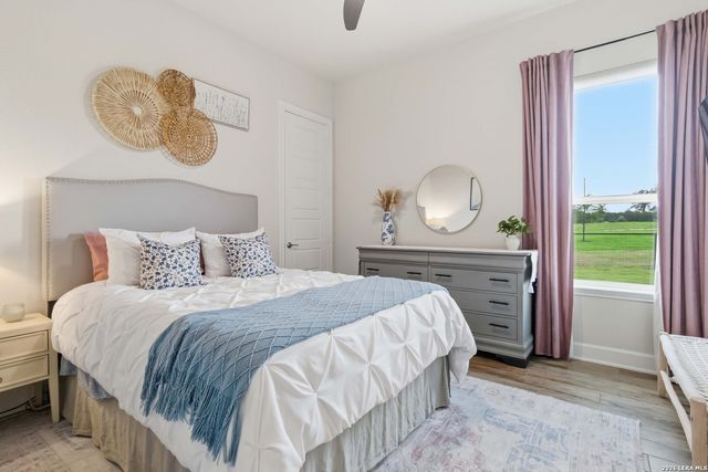 104 SPIKE RUSH LN, Boerne, TX 78006