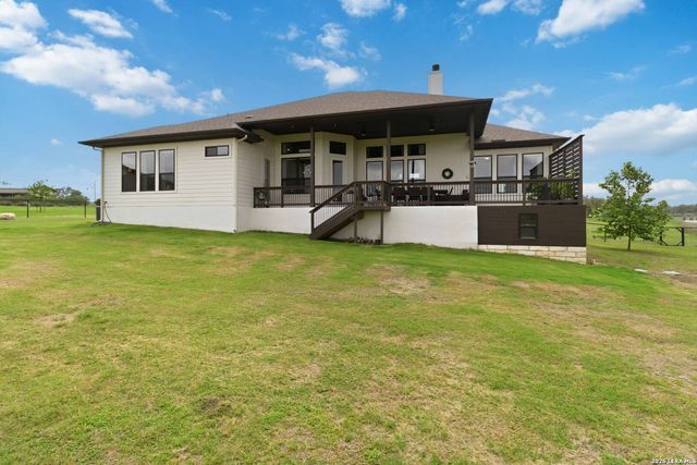104 SPIKE RUSH LN, Boerne, TX 78006