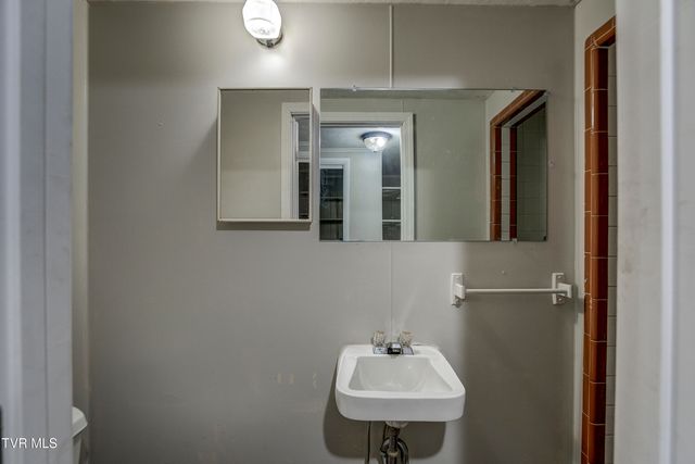 1237 Fairview Avenue, Kingsport, TN 37660