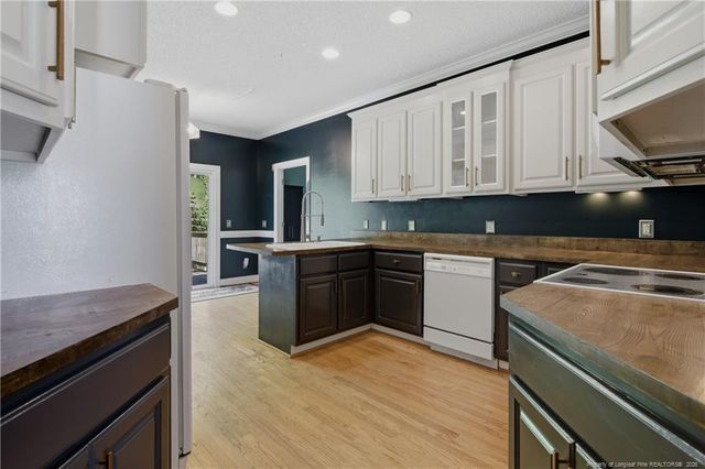 8264 Durant Nixon Road, Linden, NC 28356