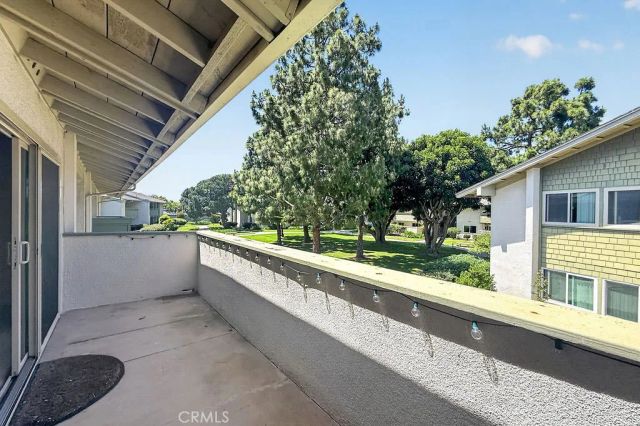 8633 Portola Court 18F, Huntington Beach, CA 92646