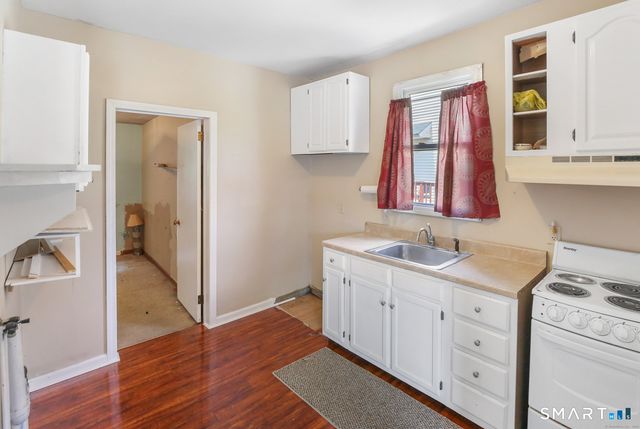 385 Putnam Pike, Killingly, CT 06241