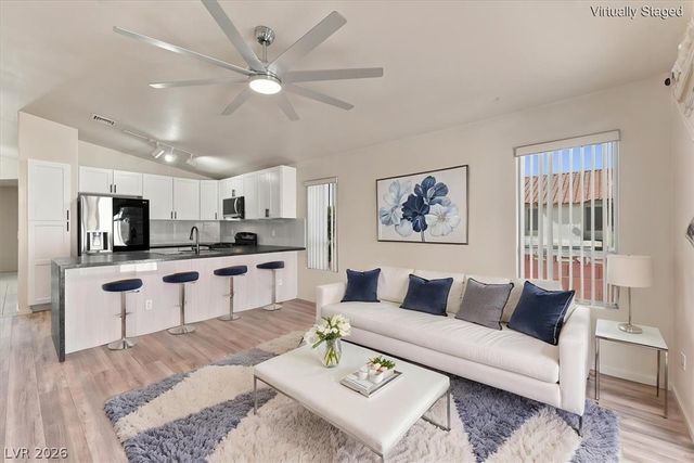 516 Casa Del Norte Drive, North Las Vegas, NV 89031