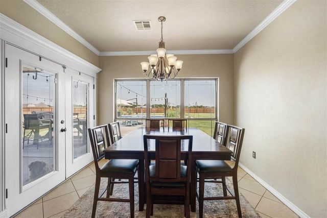 1802 SW Paint Rd, Lawton, OK 73527