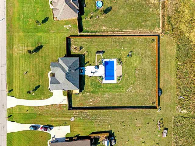 1802 SW Paint Rd, Lawton, OK 73527