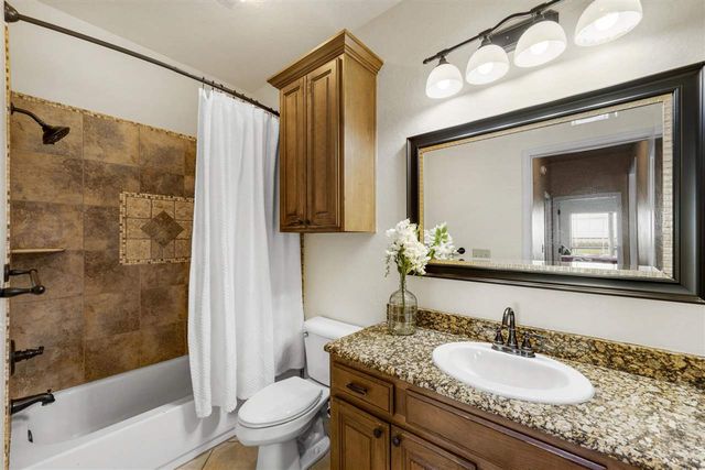 1802 SW Paint Rd, Lawton, OK 73527