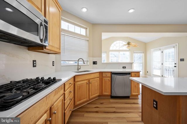 9320 BIRCH CLIFF DR, Fredericksburg, VA 22407