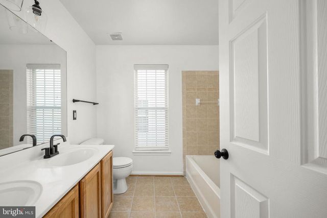 9320 BIRCH CLIFF DR, Fredericksburg, VA 22407
