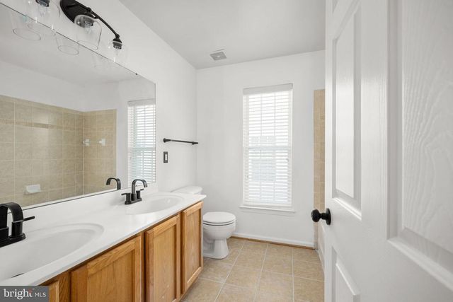 9320 BIRCH CLIFF DR, Fredericksburg, VA 22407