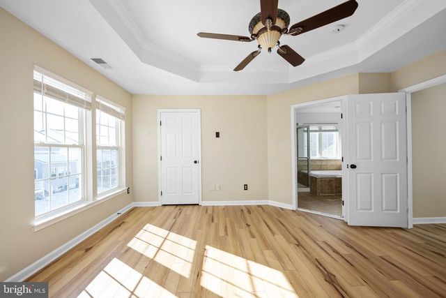 9320 BIRCH CLIFF DR, Fredericksburg, VA 22407