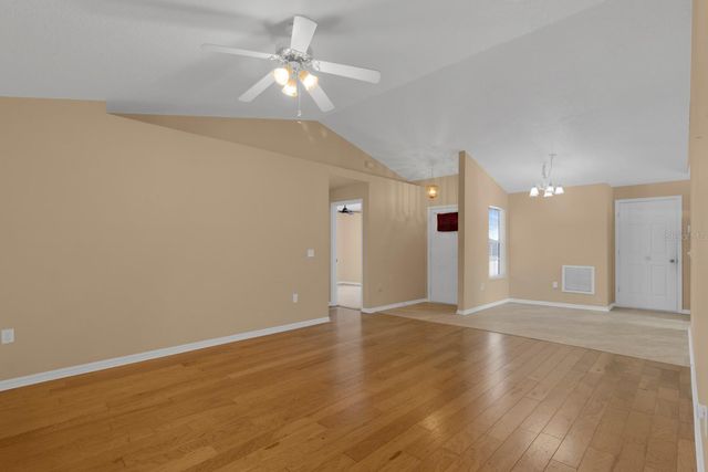 12 DELAWARE AVENUE, St Cloud, FL 34769