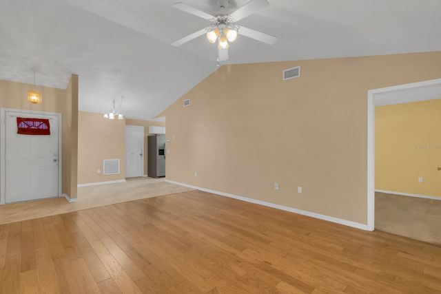 12 DELAWARE AVENUE, St Cloud, FL 34769