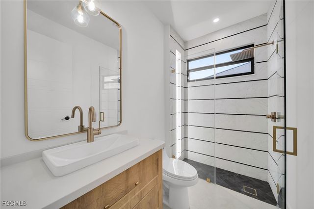 836 SW 36th TER, Cape Coral, FL 33914