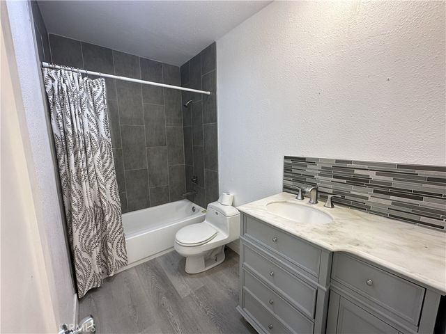 3500 Elm 10, Long Beach, CA 90807
