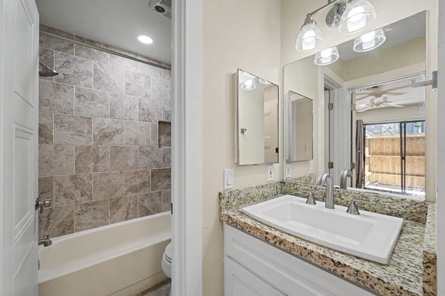 3900 Aspen Drive A105, Montgomery, TX 77356