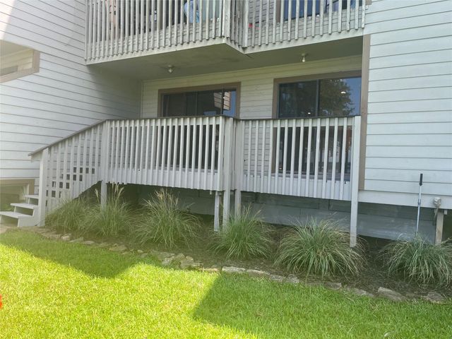 3900 Aspen Drive A105, Montgomery, TX 77356