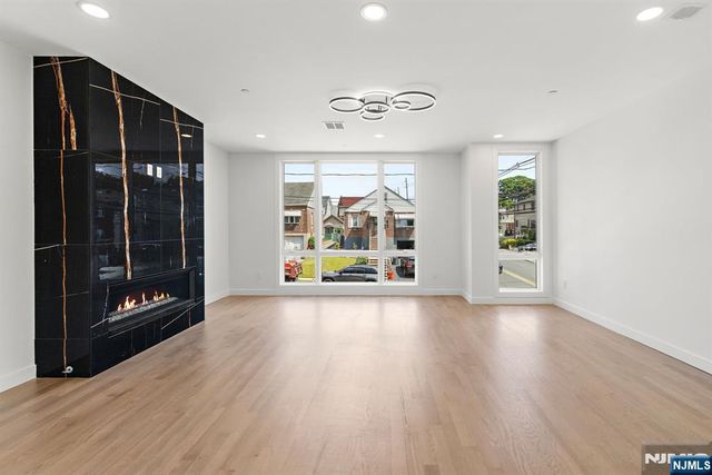501 Saint Pauls Avenue, Cliffside Park, NJ 07010