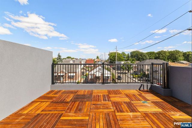 501 Saint Pauls Avenue, Cliffside Park, NJ 07010