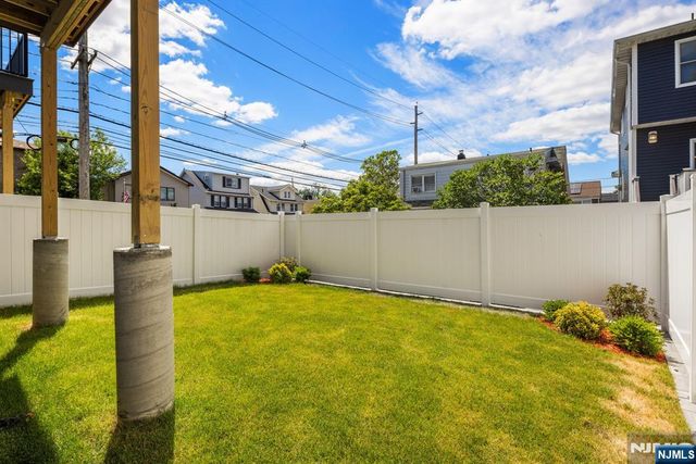 501 Saint Pauls Avenue, Cliffside Park, NJ 07010
