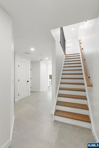 501 Saint Pauls Avenue, Cliffside Park, NJ 07010
