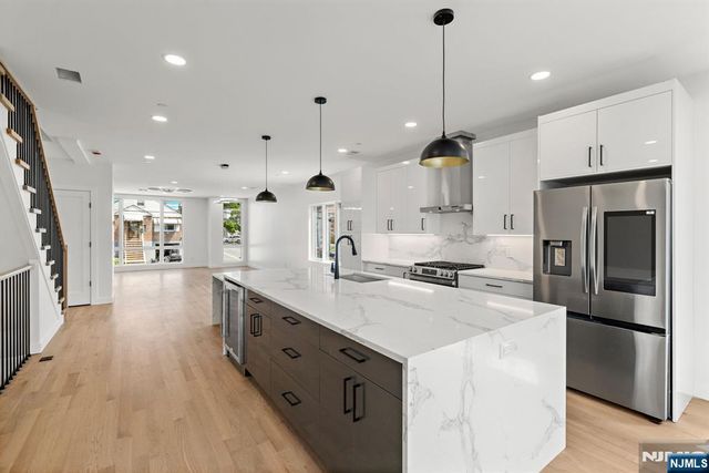501 Saint Pauls Avenue, Cliffside Park, NJ 07010