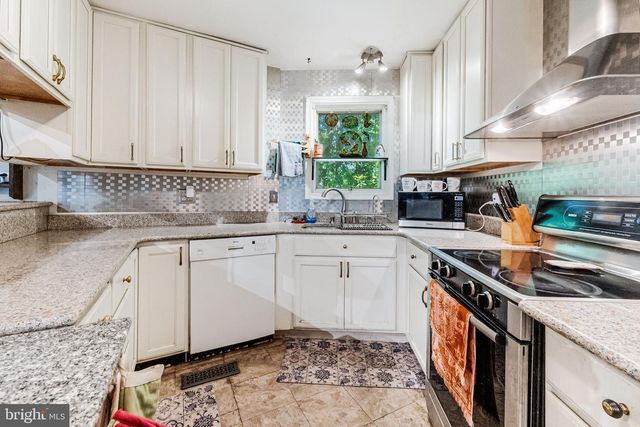 9545 MOORES POINT PL, Nanjemoy, MD 20662