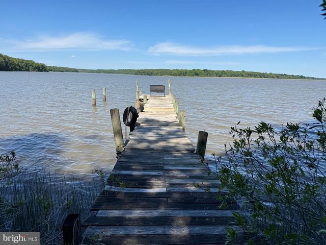 9545 MOORES POINT PL, Nanjemoy, MD 20662