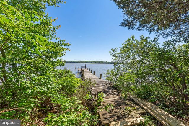 9545 MOORES POINT PL, Nanjemoy, MD 20662