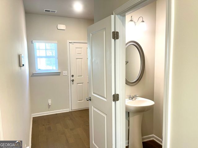 3502 Lakeview Creek, Lithonia, GA 30038