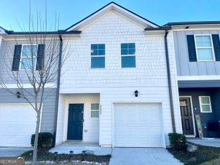 3502 Lakeview Creek, Lithonia, GA 30038