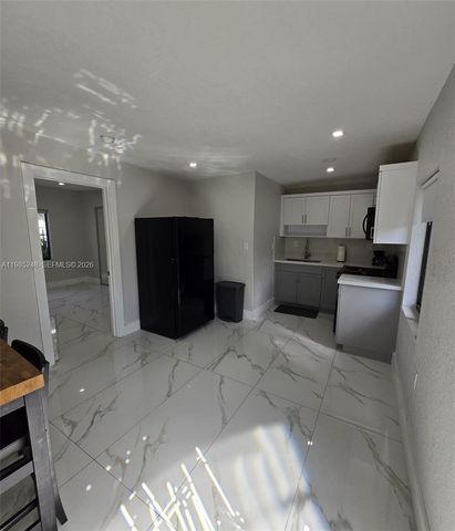 1281 NE 110th St 1285, Miami, FL 33161