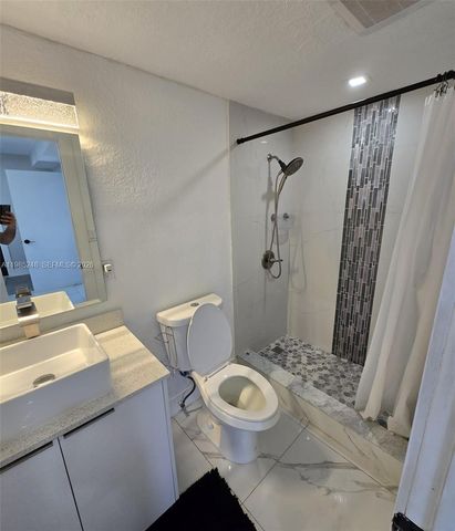 1281 NE 110th St 1285, Miami, FL 33161