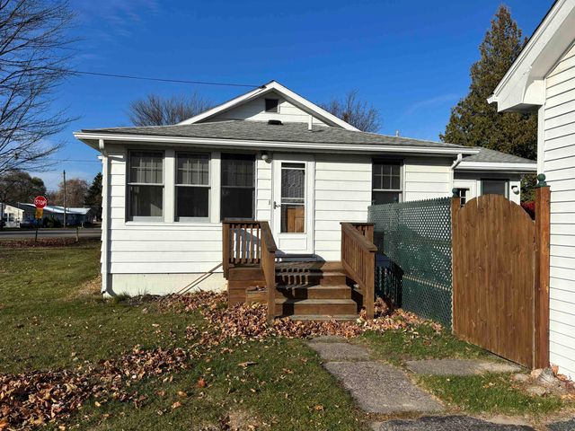 800 E State Street, East Tawas, MI 48730