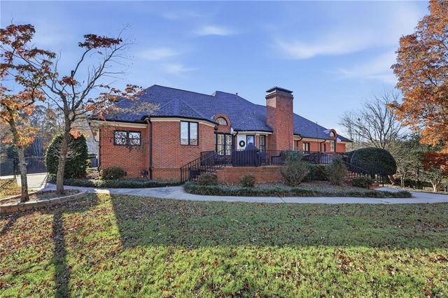 2650 Waters Edge Drive, Gainesville, GA 30504