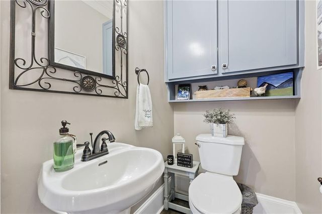 2650 Waters Edge Drive, Gainesville, GA 30504